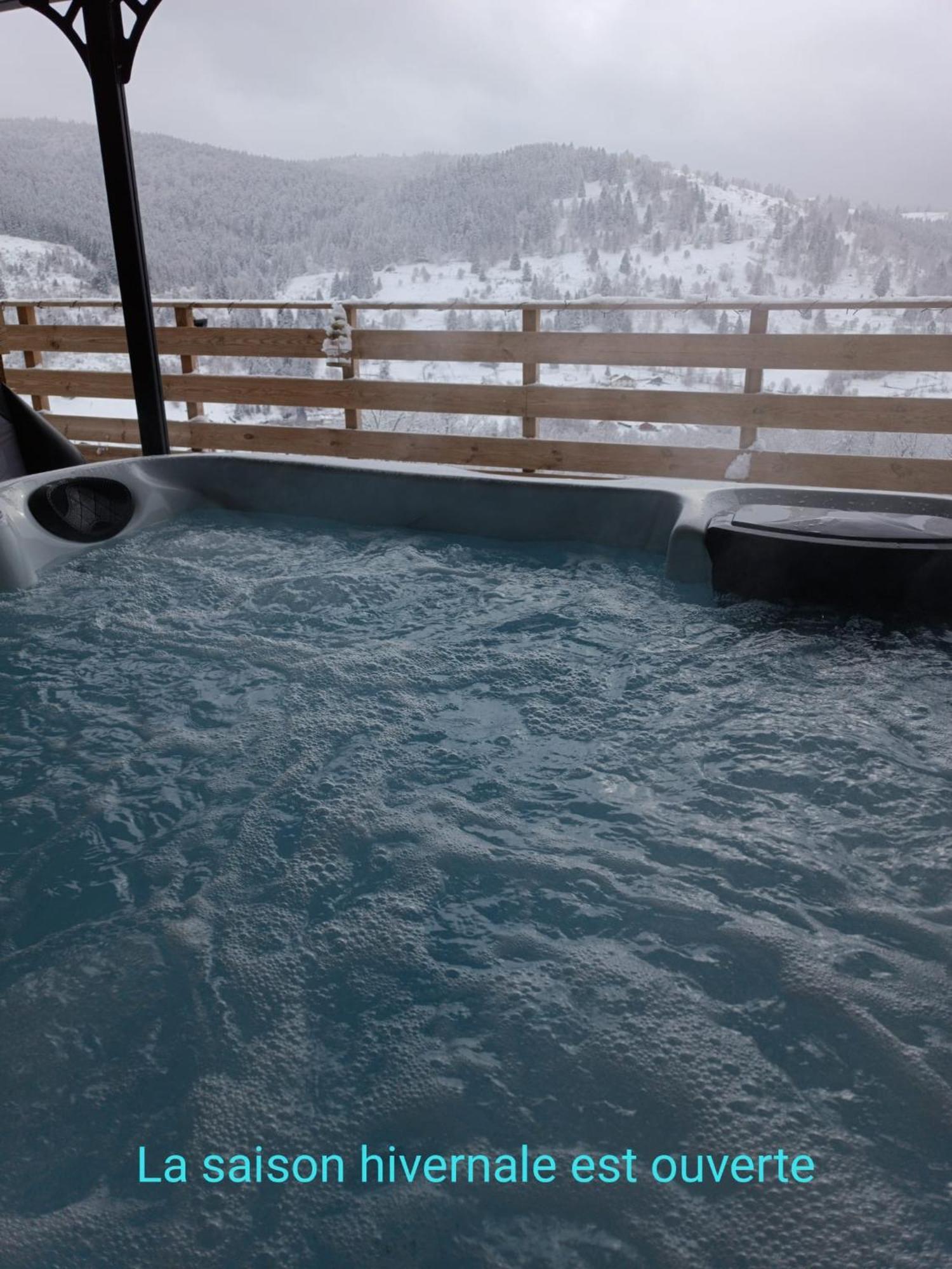 Les Chalets Bambi & Jacuzzi Privatif La Bresse Szoba fotó