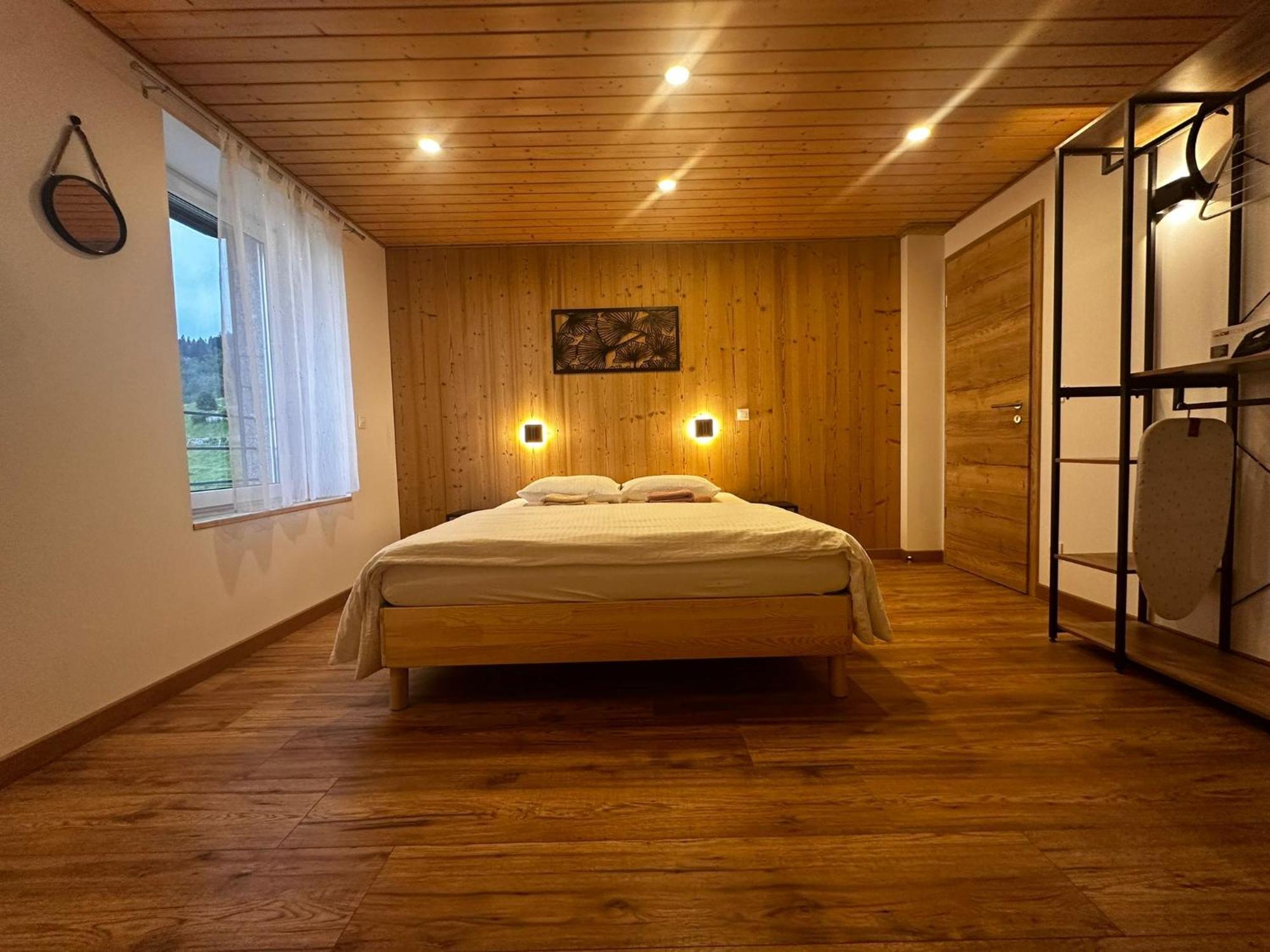 Les Chalets Bambi & Jacuzzi Privatif La Bresse Szoba fotó